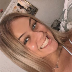 Meet your Posher, Ally